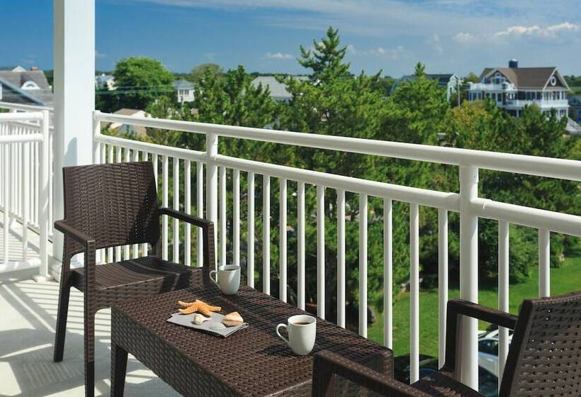 فندق La Mer Beachfront Resort