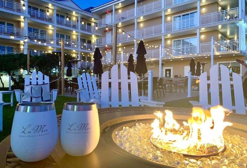 فندق La Mer Beachfront Resort