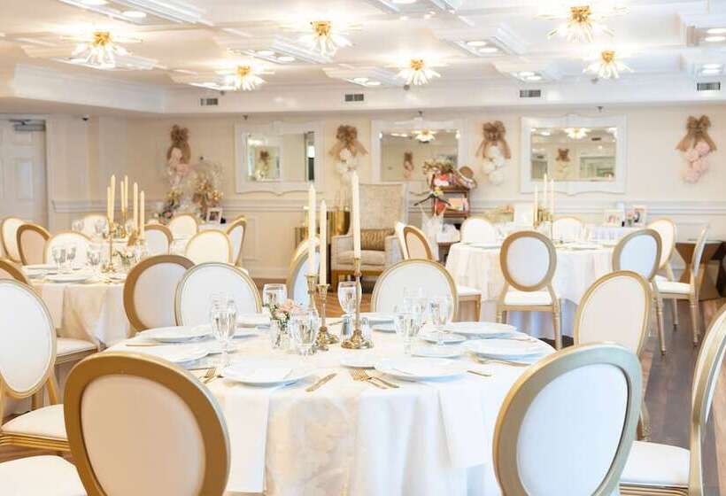 فندق La Mer Beachfront Resort