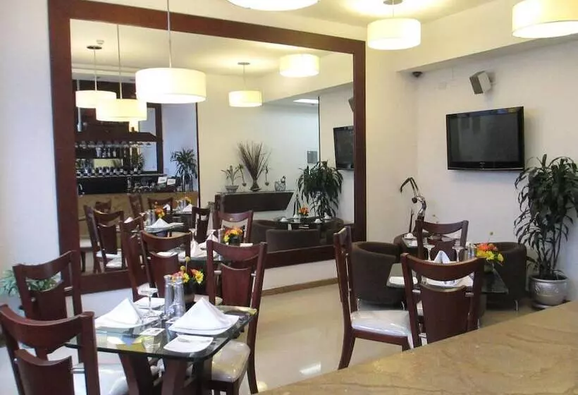 בית מלון כפרי Platinum Suite