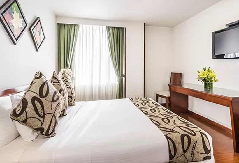 בית מלון כפרי Platinum Suite