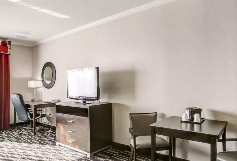 酒店 Quality Inn & Suites Bryan College Station