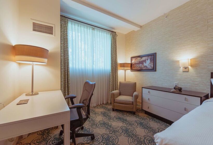 Otel Skyler Syracuse Tapestry Collection By Hilton