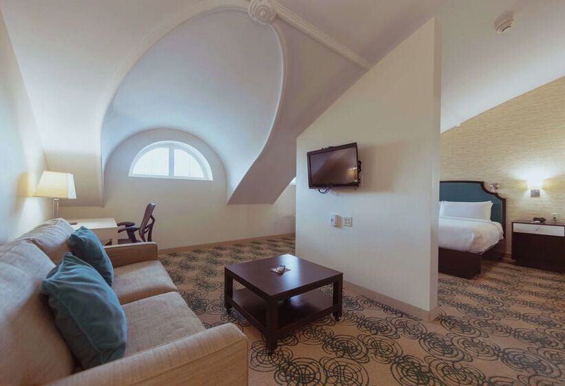 Otel Skyler Syracuse Tapestry Collection By Hilton