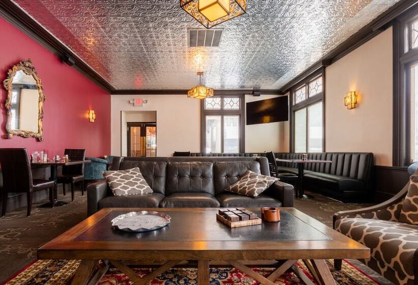 فندق Spokane Club