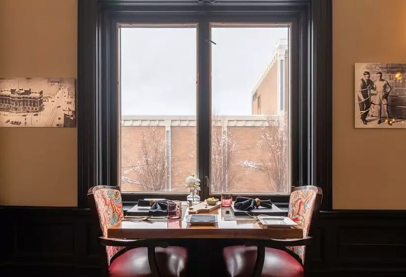 ホテル Spokane Club