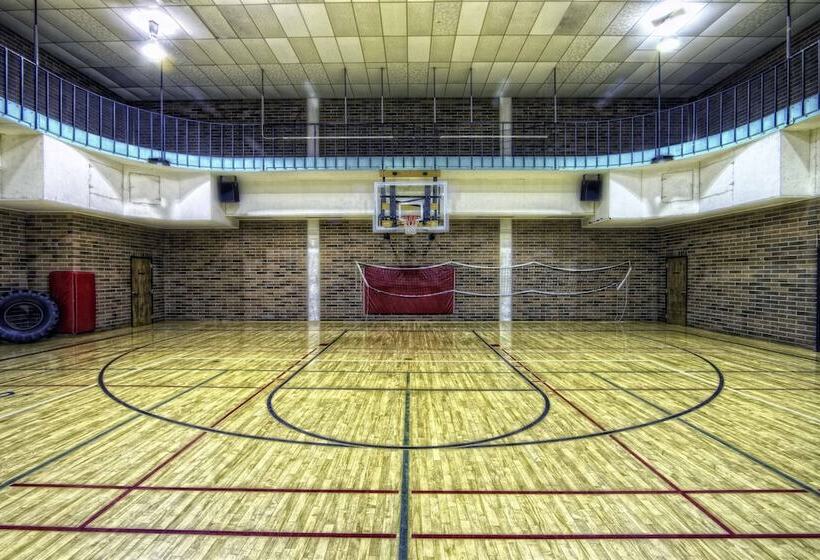 فندق Spokane Club