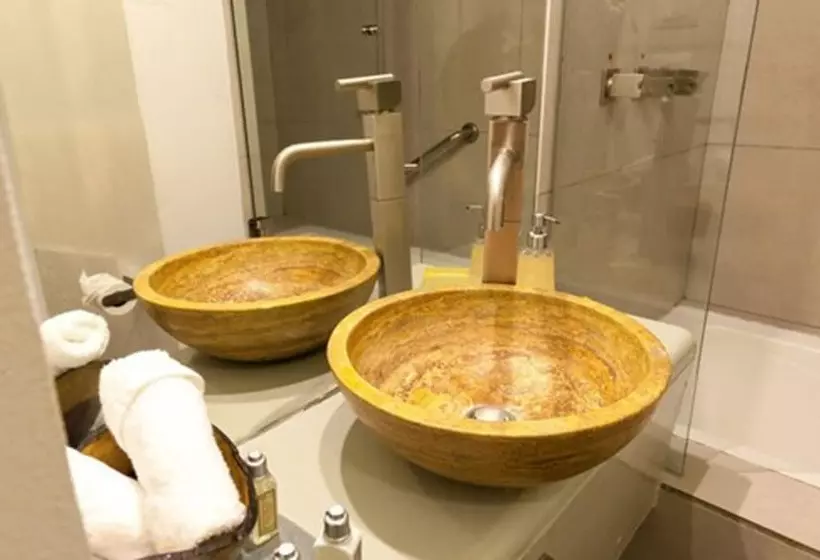 هتل Villa Condesa