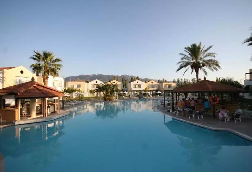 ホテル Zorbas Beach