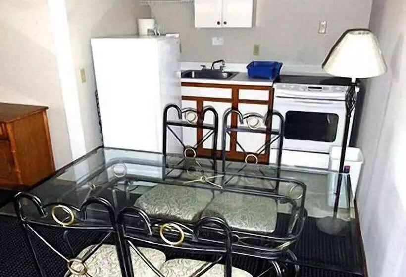 Мотель Beachfront White Sands