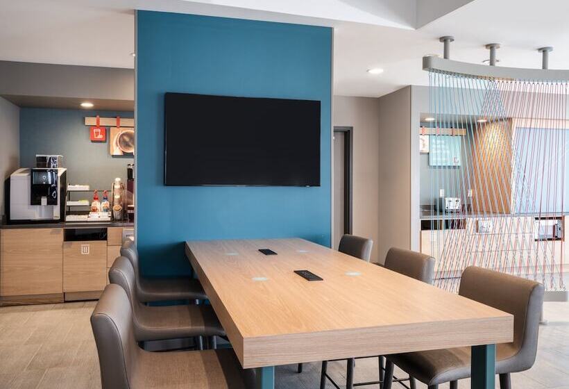 Avid Hotel Toronto Vaughan Southwest, An Ihg