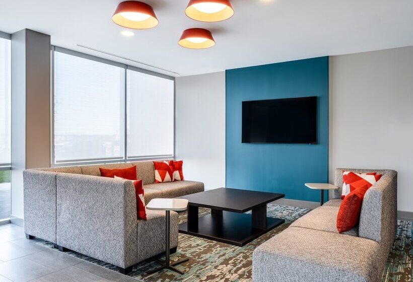 Avid Hotel Toronto Vaughan Southwest, An Ihg