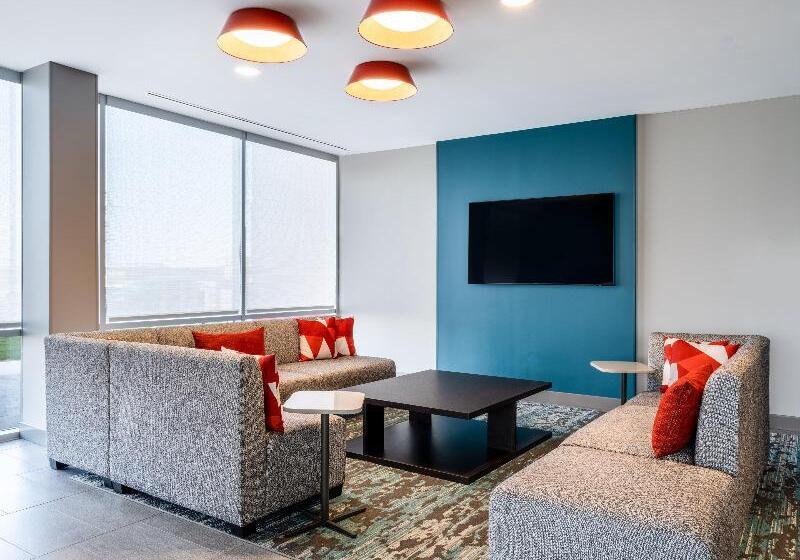 Avid Hotel Toronto Vaughan Southwest, An Ihg