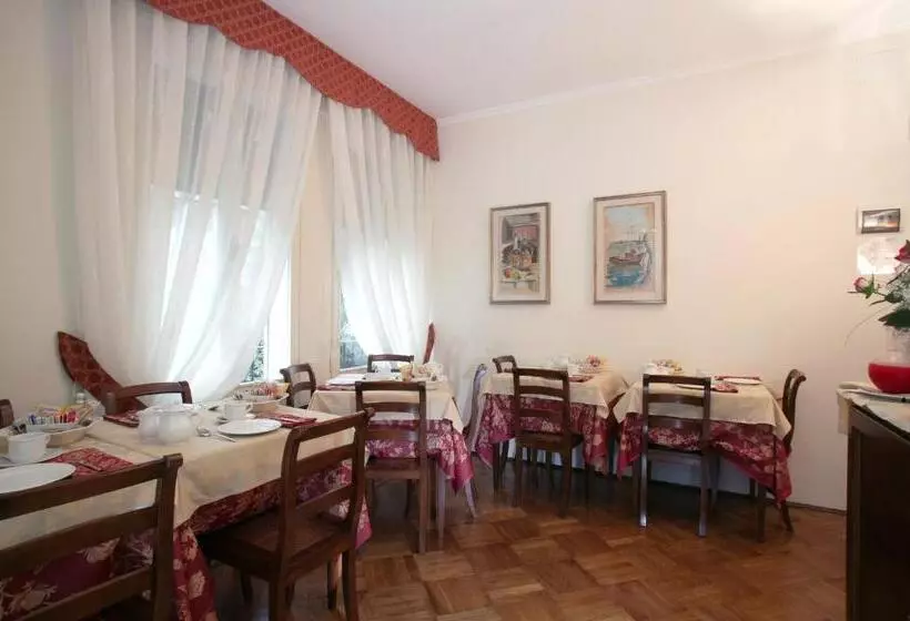 تختخواب و صبحانه Ca  San Rocco