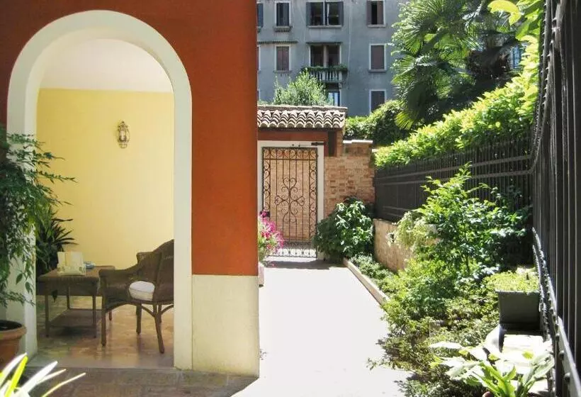 تختخواب و صبحانه Ca  San Rocco