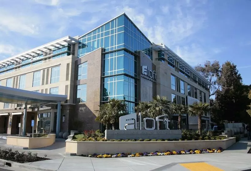 בית מלון כפרי Aloft Cupertino