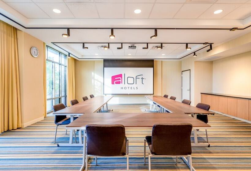 בית מלון כפרי Aloft Cupertino