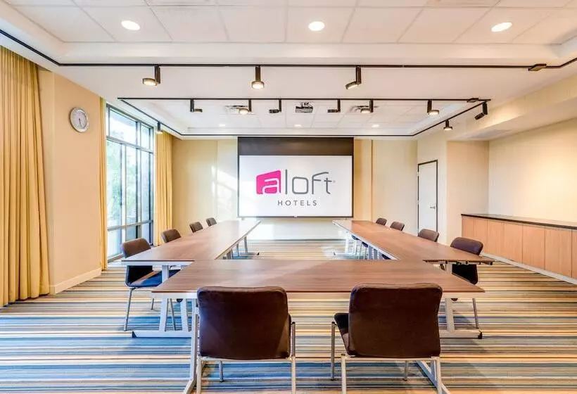 בית מלון כפרי Aloft Cupertino