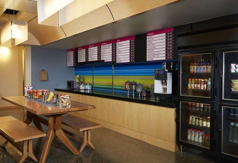 בית מלון כפרי Aloft Cupertino