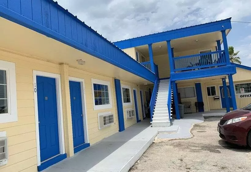 Отель American Inn Port O Connor