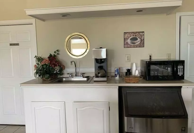 Отель American Inn Port O Connor