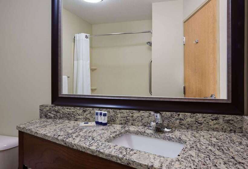 Отель Americinn By Wyndham Osage