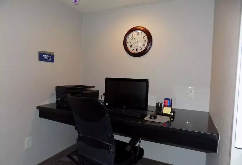 Cobblestone Hotel & Suites   Seward