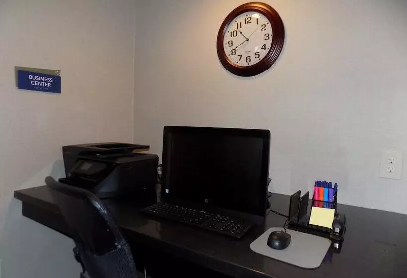 Cobblestone Hotel & Suites   Seward