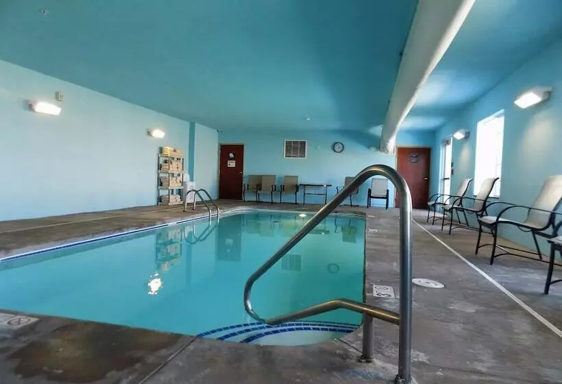 Cobblestone Hotel & Suites   Seward