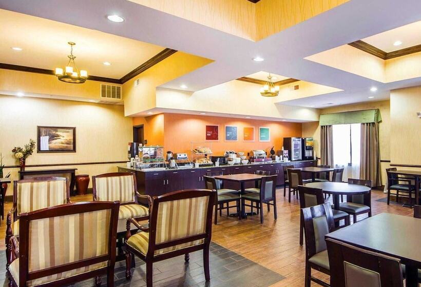 فندق Comfort Inn & Suites