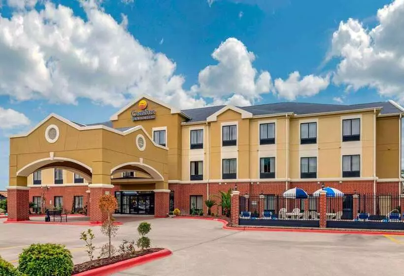 Отель Comfort Inn & Suites Port Arthurport Neches
