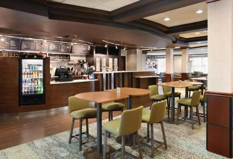 Отель Courtyard By Marriott Fort Smith Downtown