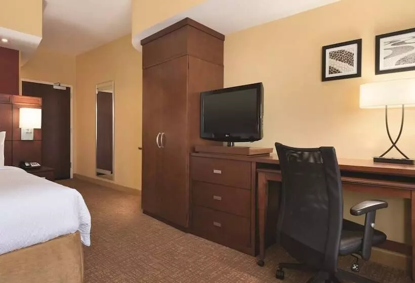 酒店 Courtyard By Marriott Salisbury