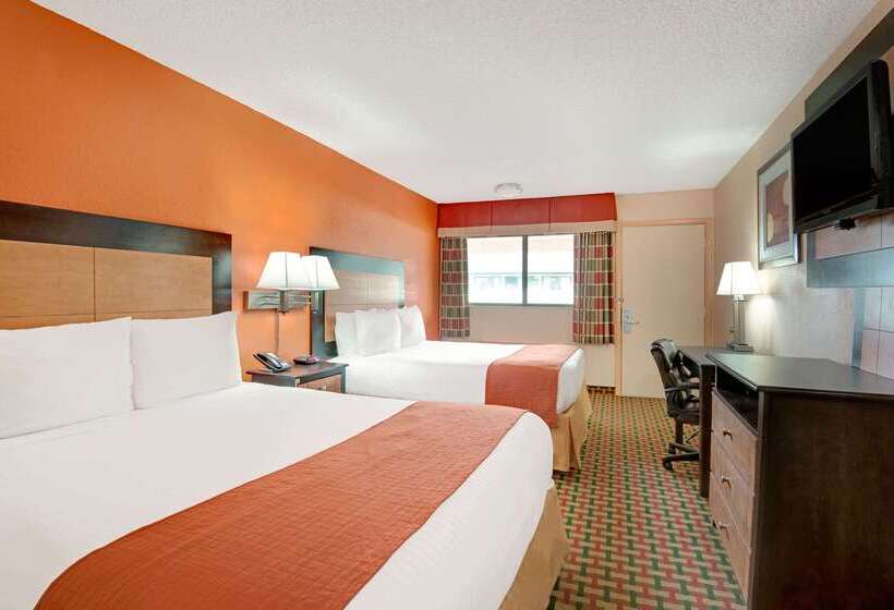 호텔 Days Inn By Wyndham Independence