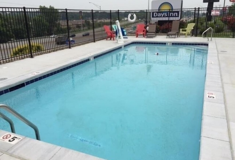 호텔 Days Inn By Wyndham Independence