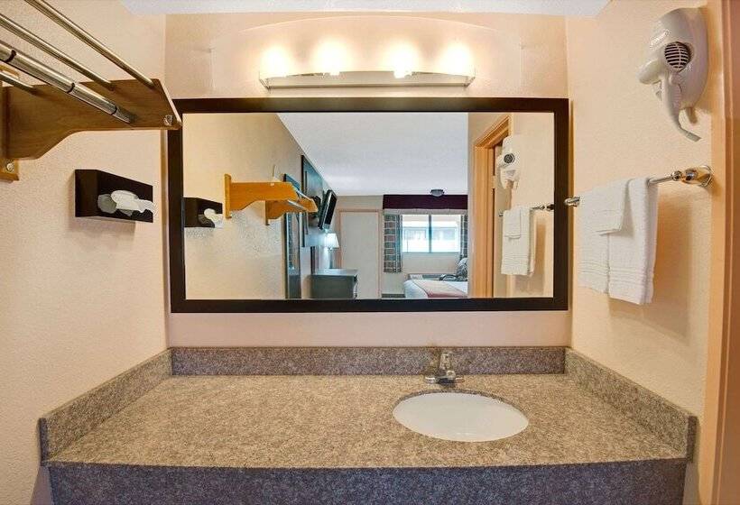 호텔 Days Inn By Wyndham Independence