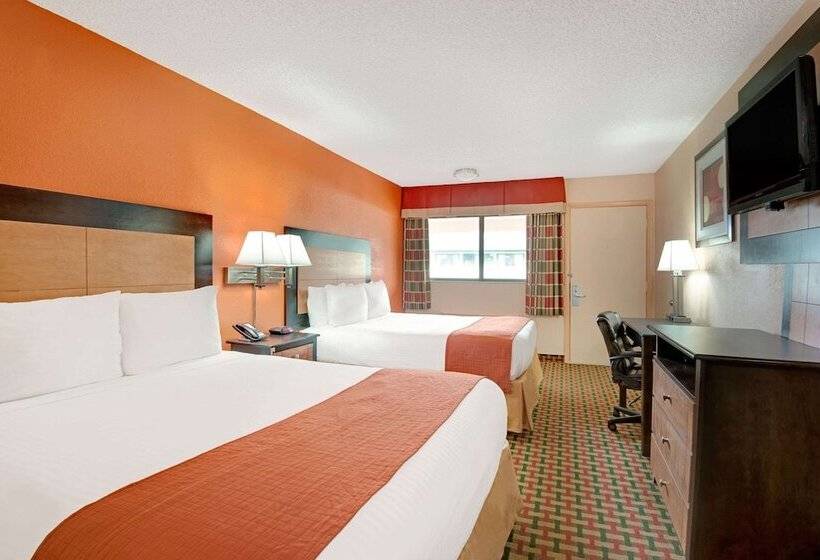 호텔 Days Inn By Wyndham Independence