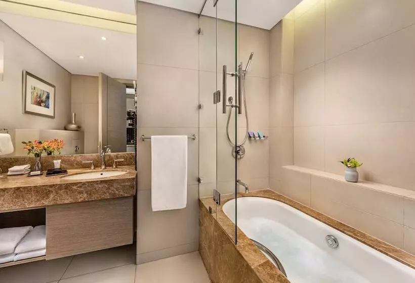 בית מלון כפרי Dusit Thani Abu Dhabi