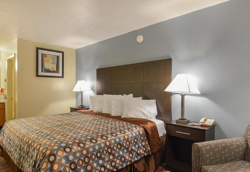 فندق Econo Lodge Woodstock Shenandoah Valley I 81
