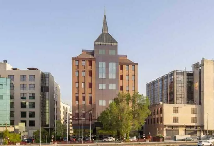 هتل Exe Convention Plaza Madrid