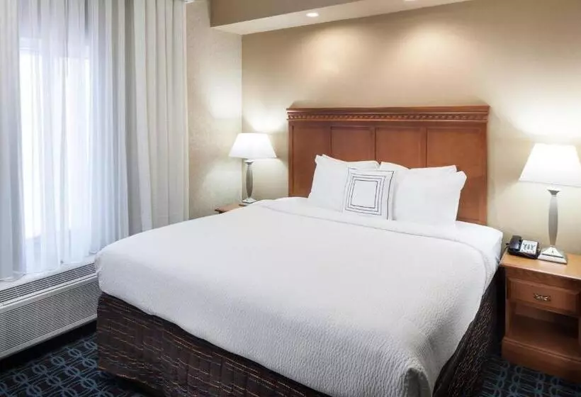 ホテル Fairfield Inn & Suites Jacksonville Butler Boulevard