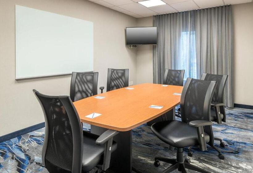 فندق Fairfield Inn & Suites Kansas City Overland Park