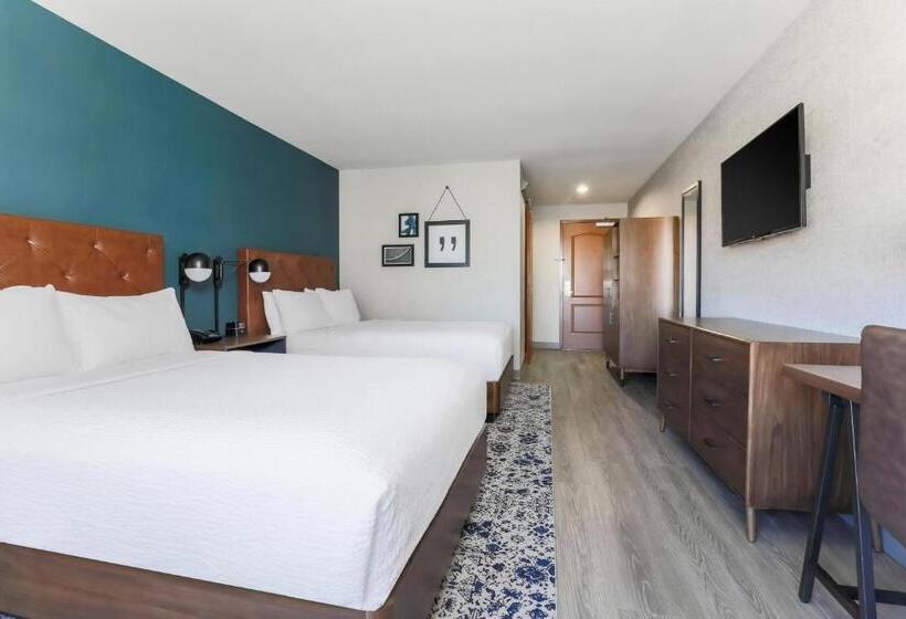 בית מלון כפרי Four Points By Sheraton Ontariorancho Cucamonga