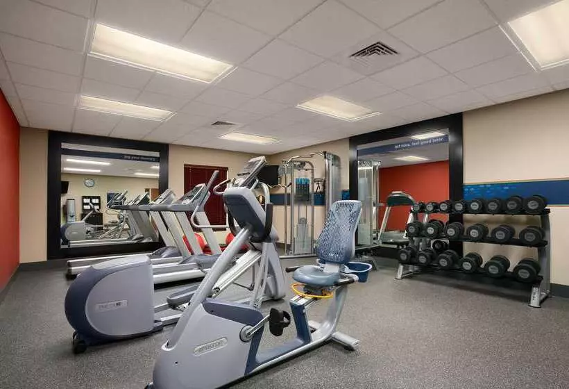 ホテル Hampton Inn Magnolia