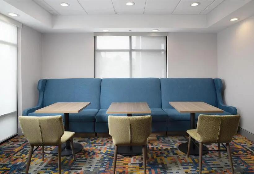 ホテル Hampton Inn Magnolia