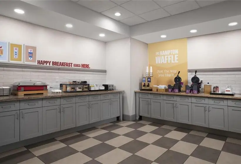 ホテル Hampton Inn Magnolia