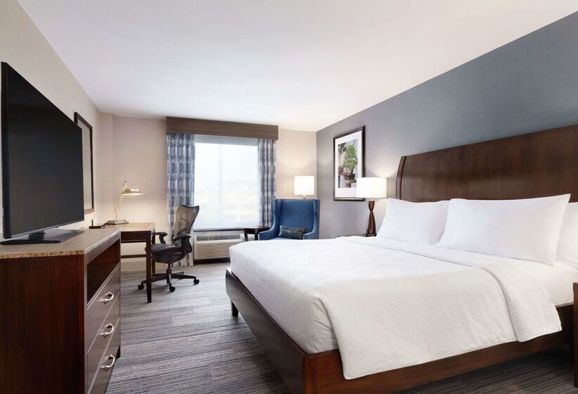 בית מלון כפרי Hilton Garden Inn Stony Brook