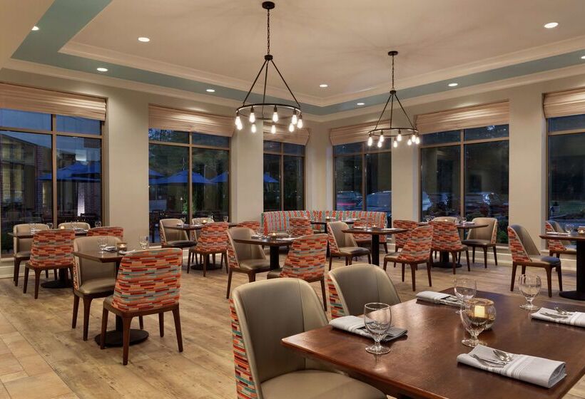 בית מלון כפרי Hilton Garden Inn Stony Brook