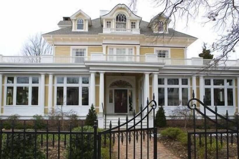 בית מלון כפרי Inn At 202 Dover