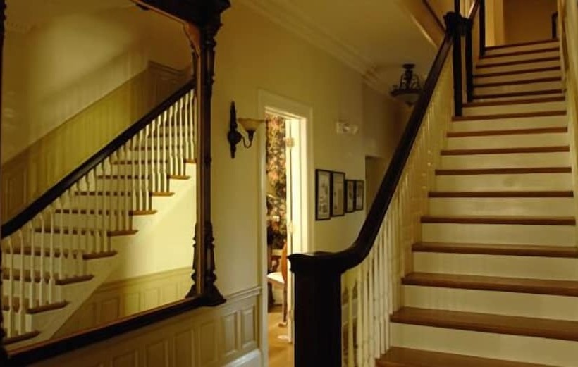 בית מלון כפרי Inn At 202 Dover